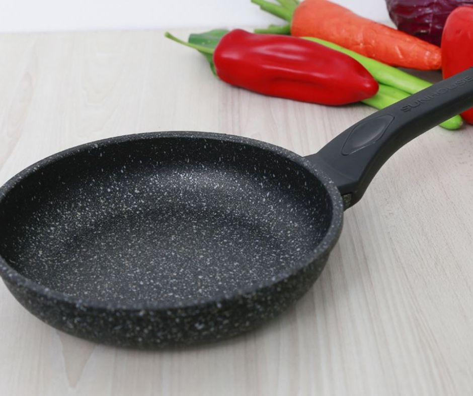 Mua chảo đá chống dính chính hãng giá ưu đãi