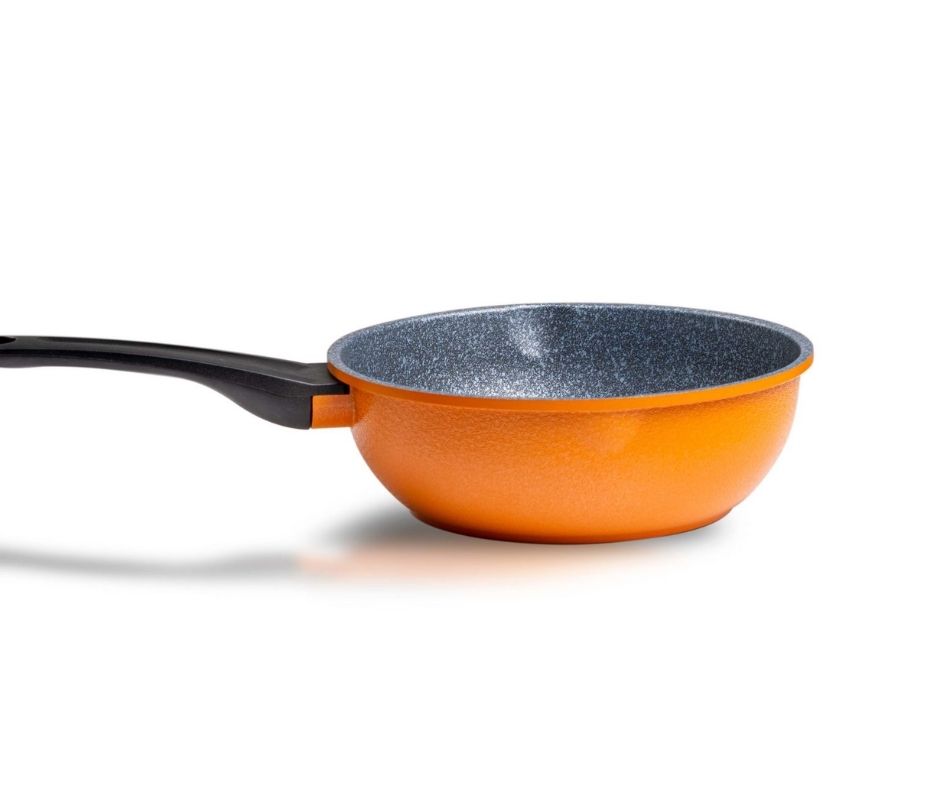 Chảo sâu lòng chống dính cao cấp phù hợp cho mọi gian bếp